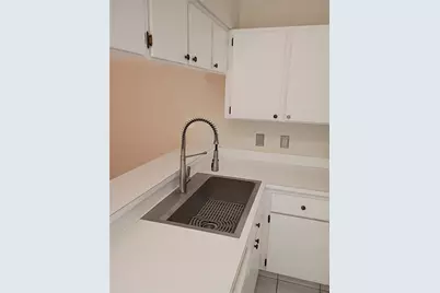 39650 US Highway 19 N #631, Tarpon Springs, FL 34689 - Photo 8