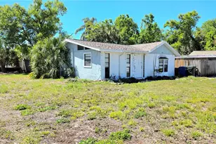 703 13th Ave NW, Largo, FL 33770 - Photo 4