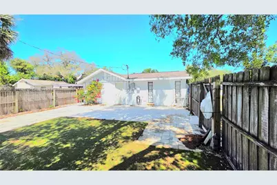 703 13th Avenue NW, Largo, FL 33770 - Photo 30