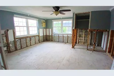 9900 Island Harbor Drive, Port Richey, FL 34668 - Photo 22
