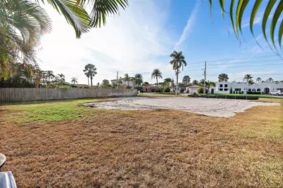 1235 Cordova Boulevard NE, Saint Petersburg, FL 33704 - Photo 8