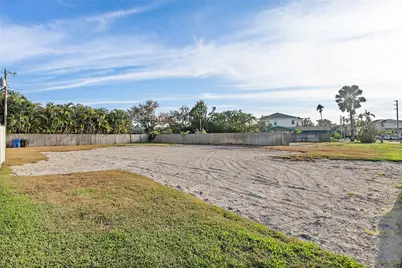 1235 Cordova Boulevard NE, Saint Petersburg, FL 33704 - Photo 6