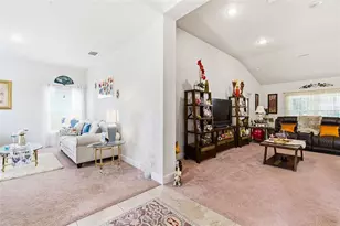 12181 Topaz St, Spring Hill, FL 34608 - Photo 8