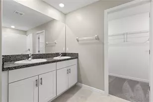 31603 Barrel Wave Way, Wesley Chapel, FL 33545 - Photo 20