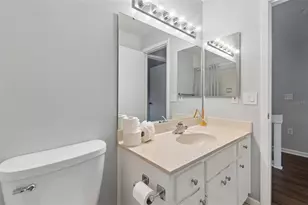 6320 Grand Bahama Cir, Tampa, FL 33615 - Photo 52