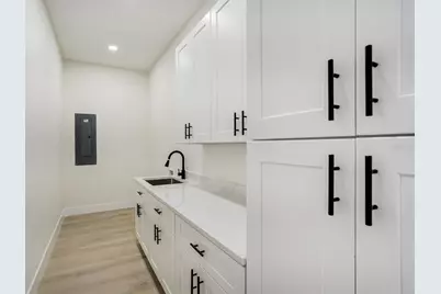 319 Cedar Lane, Largo, FL 33770 - Photo 32