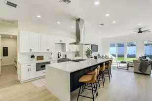 319 Cedar Ln, Largo, FL 33770 - Photo 10