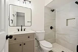 13922 Briardale Ln, Tampa, FL 33618 - Photo 16