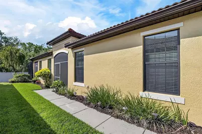 5537 Sunset Falls Drive, Apollo Beach, FL 33572 - Photo 10