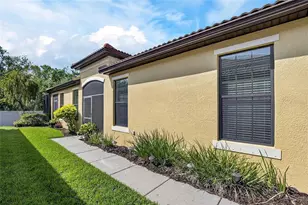 5537 Sunset Falls Dr, Apollo Beach, FL 33572 - Photo 10