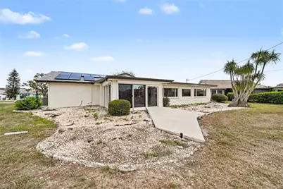 1806 El Rancho Drive, Sun City Center, FL 33573 - Photo 4