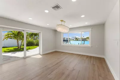 10088 Paradise Boulevard, Treasure Island, FL 33706 - Photo 30