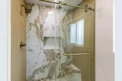 10088 Paradise Boulevard, Treasure Island, FL 33706 - Photo 14