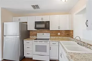 7651 Montague Loop, New Port Richey, FL 34655 - Photo 2