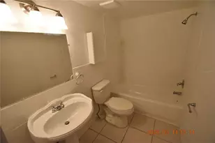 3910 44th St N, Saint Petersburg, FL 33714 - Photo 24