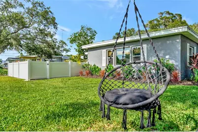 700 14th Street NW, Largo, FL 33770 - Photo 38