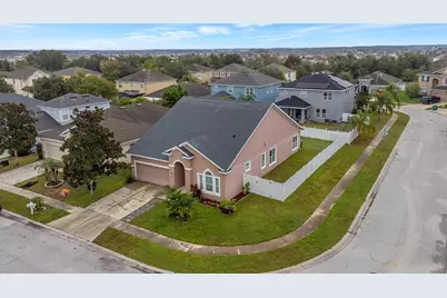 7800 Stoney Hill Drive, Wesley Chapel, FL 33545 - Photo 16