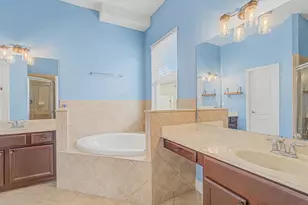 7800 Stoney Hill Dr, Wesley Chapel, FL 33545 - Photo 14