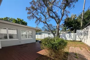 5041 Myrtle Ln, Madeira Beach, FL 33708 - Photo 26