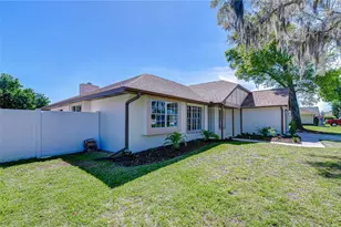 15143 Springview St, Tampa, FL 33624 - Photo 2