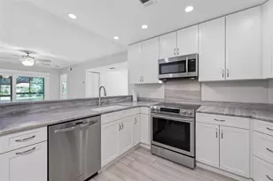 3001 58th Ave S, Saint Petersburg, FL 33712 - Photo 6