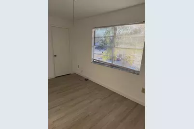 13905 Village Terrace Drive, Tampa, FL 33624 - Photo 12