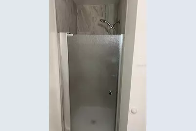 13905 Village Terrace Drive, Tampa, FL 33624 - Photo 18