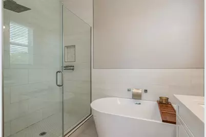 3702 W Roland Street #2, Tampa, FL 33609 - Photo 16