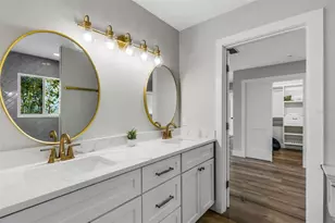 441 Bayshore Dr, Venice, FL 34285 - Photo 28