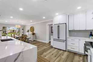 441 Bayshore Dr, Venice, FL 34285 - Photo 24