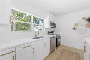 3917 W Pine St, Tampa, FL 33607 - Photo 14