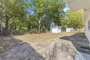 3917 W Pine St, Tampa, FL 33607 - Photo 32