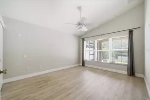 4250 Pine Isle Dr, Lutz, FL 33558 - Photo 10