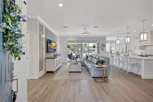 4039 Westbourne Cir, Sarasota, FL 34238 - Photo 4