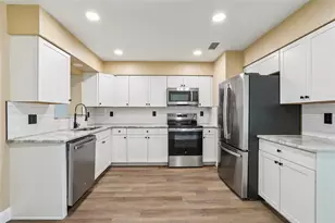 6364 Post Ct, Spring Hill, FL 34606 - Photo 8