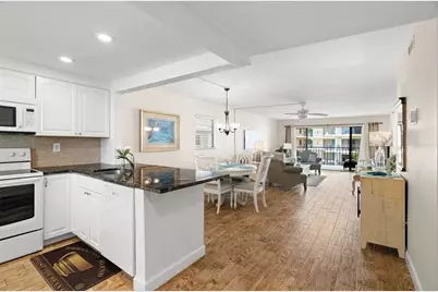 19531 Gulf Boulevard #414, Indian Shores, FL 33785 - Photo 12