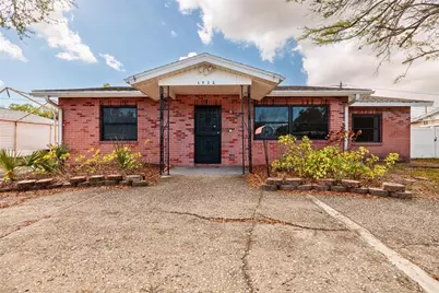 6822 21st Street N, Saint Petersburg, FL 33702 - Photo 1