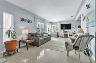 4101 Yardley Ave N, Saint Petersburg, FL 33713 - Photo 2