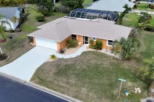 3323 Meadow Run Cir, Venice, FL 34293 - Photo 66