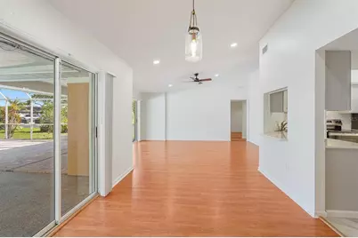 3323 Meadow Run Circle, Venice, FL 34293 - Photo 10