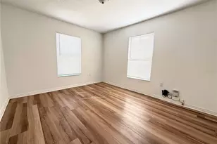 720 Newton Ave S, Saint Petersburg, FL 33701 - Photo 8