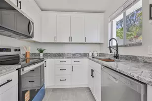 6412 Rockpointe Dr, Tampa, FL 33634 - Photo 16