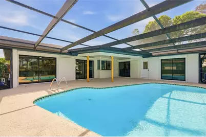 13779 Pinecrest Drive, Largo, FL 33774 - Photo 32