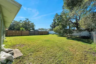 926 Lake Palms Dr, Largo, FL 33771 - Photo 28
