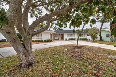 4331 Harbor Hills Drive, Largo, FL 33770 - Photo 2