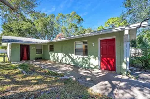 914 Lake Palms Dr, Largo, FL 33771 - Photo 2