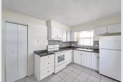 914 Lake Palms Drive, Largo, FL 33771 - Photo 12