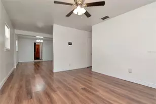 3907 W Pine St, Tampa, FL 33607 - Photo 6