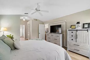 2035 E Del Webb Blvd, Sun City Center, FL 33573 - Photo 24