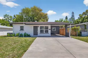 5627 Commonwealth Ave N, Saint Petersburg, FL 33703 - Photo 2